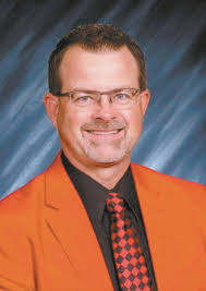 Mr. Ryan Hanson, Devils Lake High School Named as North Dakota Principal of  the year