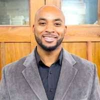 Derrick Puckett's Instagram, Twitter & Facebook