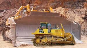 Cat d11r, s/n 7pz00547, is a completely remanufactured machine as the work order indicates. Top 5 World S Biggest Dozers Iseekplant