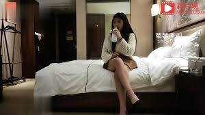 杏吧探花】约操可爱型大胸妹一枚，干起来大白兔一晃一晃的- EPORNER