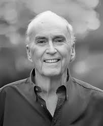 Grayal Earle Farr passes away at 82