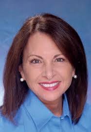 Linda Lefave's Instagram, Twitter & Facebook