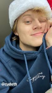 Scarlett riddle (somorris1230)