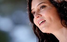 Entrevista Díaz Ayuso: "Podemos busca abdicación Rey"