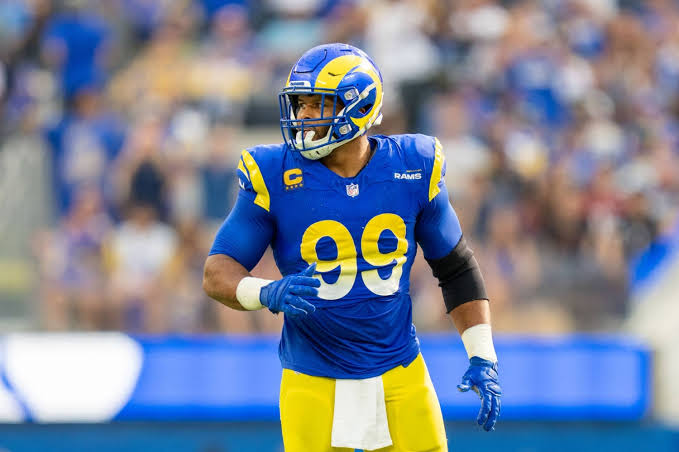 Star defensive tackle Aaron Donald ends retirement to rejoin Rams - The  Japan Times