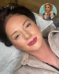 Molly Middleton's Instagram, Twitter & Facebook