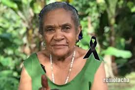 Tipo mata a su madre de varios machetazos en San Francisco de Macorís; la  víctima fue identificada como Luz María González de Núñez, de 88 años de  edad https://bit.ly/3QoYRPW