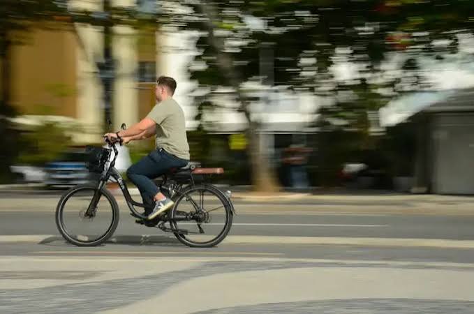 Alta Floresta aprova lei que torna obrigat&oacute;rio o uso de capacete e sinaliza&ccedil;&atilde;o em bicicletas el&eacute;tricas &raquo; Not&iacute;cia Exata - Not&iacute;cias de Alta Floresta e Regi&atilde;o!