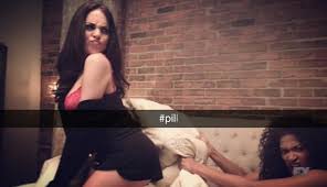 Elizabeth Gillies Nua Em Sex Drugs Rock Roll 10384 | Hot Sex Picture