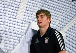@realmadrid @dfb_team @fifaworldcup winner 2014 @championsleague winner 2013, 2016, 2017, 2018. Toni Kroos United Charity Auktionen Fur Kinder In Not