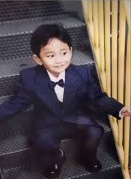 Potret ganteng sang buah hati langsung menarik perhatian netizen tak hanya di malaysia tapi juga sampai ke indonesia. Winwin Baby In 2021 Baby Nct Winwin Baby Winwin