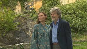 Reinhold messner, né le 17 septembre 1944 à bressanone dans le tyrol du sud, est un alpiniste italien, considéré par beaucoup comme l'un des meilleurs du xxe siècle. Vor Der Hochzeit Das Sagen Reinhold Messner Und Diane Schumacher Gesellschaft Tgr Tagesschau