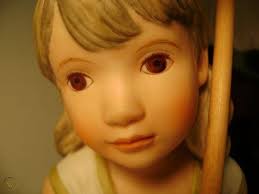 FRANCES HOOK PORCELAIN FIGURINE SUN SHY 1982 LIMITED EDITION ROMAN INC.  MEXICO