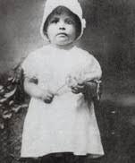 Her mother was an actress, edna louise calhoun scottron. Best Lena Horne Ethnicity Bio Her Nationality Parents Race Background Mother Father Heritage