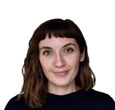 Hannah Sewell's Instagram, Twitter & Facebook