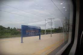 Walau bagaimanapun boleh ambil perkhidmatan ke padang besar dan dari padang besar memang ada perkhidmatan keretapi ke hatyai. Ktm Komuter Northern Sector 2956up Butterworth To Padang Besar By Train Railtravel Station