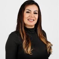 Jacqueline Valdivia's Instagram, Twitter & Facebook