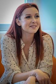 Exclusief bij philippe draps entertainment. Net Niet De Slimste Mens Lotte Vanwezemael Mijn Vriend Jaloers Hij Weet Dat Ik S Avonds Bij Hem In Bed Kruip Foto Hln Be