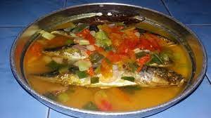 Kembung termasuk ikan pelagis kecil yang memiliki nilai ekonomis menengah, sehingga terhitung sebagai komoditas yang cukup penting bagi nelayan lokal. Cara Membuat Tim Pindang Ikan Layang Youtube