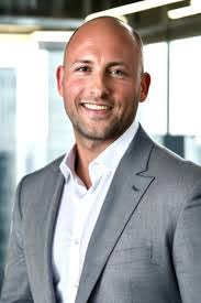 Jason Reda's Instagram, Twitter & Facebook