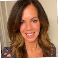 Tami Marshall's Instagram, Twitter & Facebook