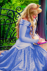 If This Is Real Then Aurora Has A Blue Dress Too Oh My Goodness This Is Just Grand Disneyland Princess Disney Cosplay Disney Images