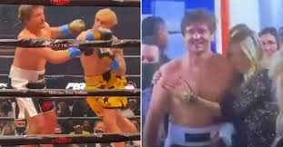 Askren is a highly decorated fighter. Jfqcyolcjwjpm