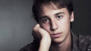 Ergenlere Yanlış Öğütler. Ergenlik, kimisine göre bir ömür…