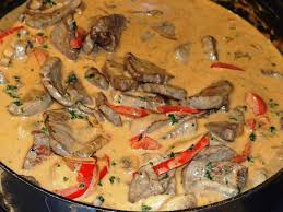 Emince De Boeuf Stroganov Les Recettes De Virginie Recette Emince De Boeuf Boeuf Stroganov Emince De Boeuf
