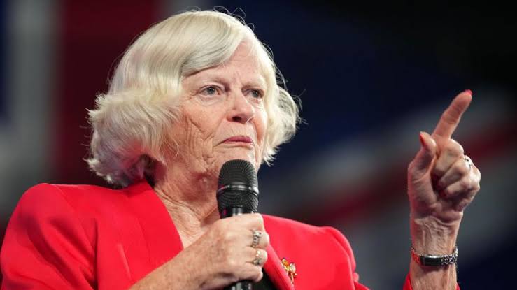 Ann Widdecombe: Family announces public memorial later this year - BBC News