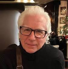 Mellow singer songwriter bars in downtown St Pete?