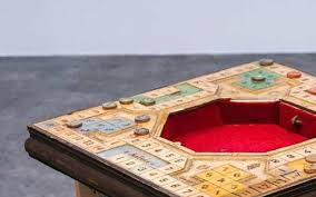 El parchís, el ajedrez o las damas, son algunos de los juegos tradicionales que. Poleana Un Juego De Mesa Que Nacio En La Carcel De Lecumberri