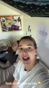 Limpieza y Risas: Una Comedia Familiar