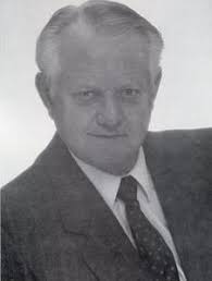 John Macdonald Obituary (2006)