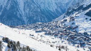 Most tracks are above 2,000 m. Ski Schools Les Deux Alpes 26 Courses To Book Online Checkyeti