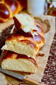 Brioche Tressee Moelleuse A La Mie Filante Aux Delices Du Palais Recette Beignet Alimentation Brioche