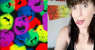 10 Pelukis ini bikin karya dengan benda unik, ada yang pakai feses