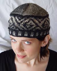 Ravelry: Triangle Man Pillbox Hat pattern by Beth Whiteside