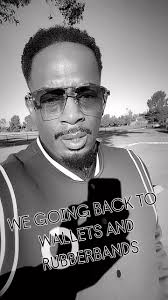 LORD PLEASE. YESSSSSSSSSSSSSS. #POWER 💛💚💛💚 #BillBellamy...Repost  @billbellamy 🥰💜...#morningcomedy #throwback where my #RealMen !!!! We  taking the game back it’s 2025!!! Roll Call!! If I see you with ...