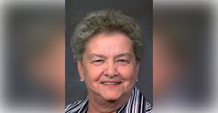 Cassandra Daugherty's Instagram, Twitter & Facebook