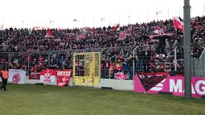 Scp explained (a wikidot by scp admins). Der Betze Brennt Betze Fans On Tour Bayern Munchen Ii 1 Fc Kaiserslautern 14 12 2019 Facebook