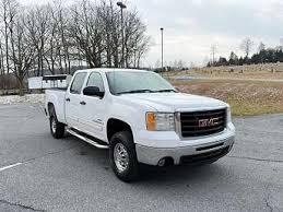 Image result for White 2007 GM