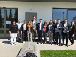 Gefällt 2.752 mal · 8 personen sprechen darüber · 70 waren hier. Betriebsbesichtigung Firma Hauser Massivbau