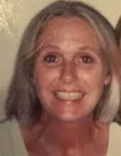 Ellyssa Barr's Instagram, Twitter & Facebook