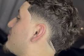 Barbershops Near Me in Benton City