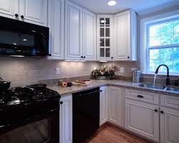 How To Decorate A Kitchen With Black Appliances And White Cabinets Black Appliances Kitchen White Cabinets Black Appliances Black Kitchens