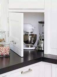 Una Cucina Ben Organizzata Sfruttare Tutti Gli Spazi Con Immagini Arredo Interni Cucina Cucina Rinnovata Decorazione Cucina