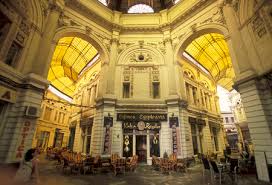 Hanul câmpineanu) once stood in the. Cafes In Der Pasajul Macca Villacrosse Arkade In Bukarest Rumanien Lizenzfreie Fotos Bilder Und Stock Fotografie Image 43801579