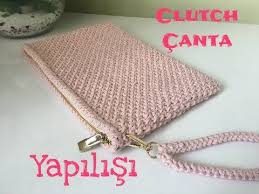 #makrome #makromeipi, makrome i̇plerine büyük boyutlarda birçok makrome çanta yapımı paylaştım sizlerle birde makrome cep telefonu çantası yapmak istedim. Makrome Ipten Clucth Canta Yapilisi Youtube Debriyaj Canta Canta Krose Canta