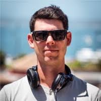 Pat Murillo's Instagram, Twitter & Facebook